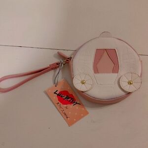 NWT Betsey Johnson Carriage Wristlet